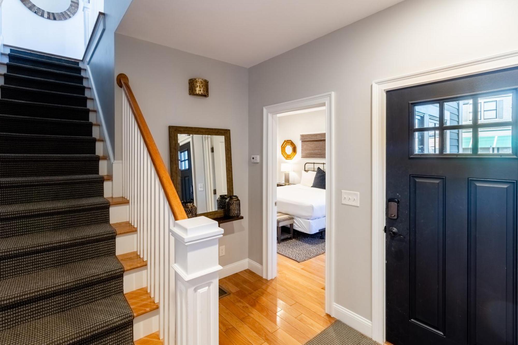 The Newport Lofts - 595 Thames Streetヴィラ エクステリア 写真