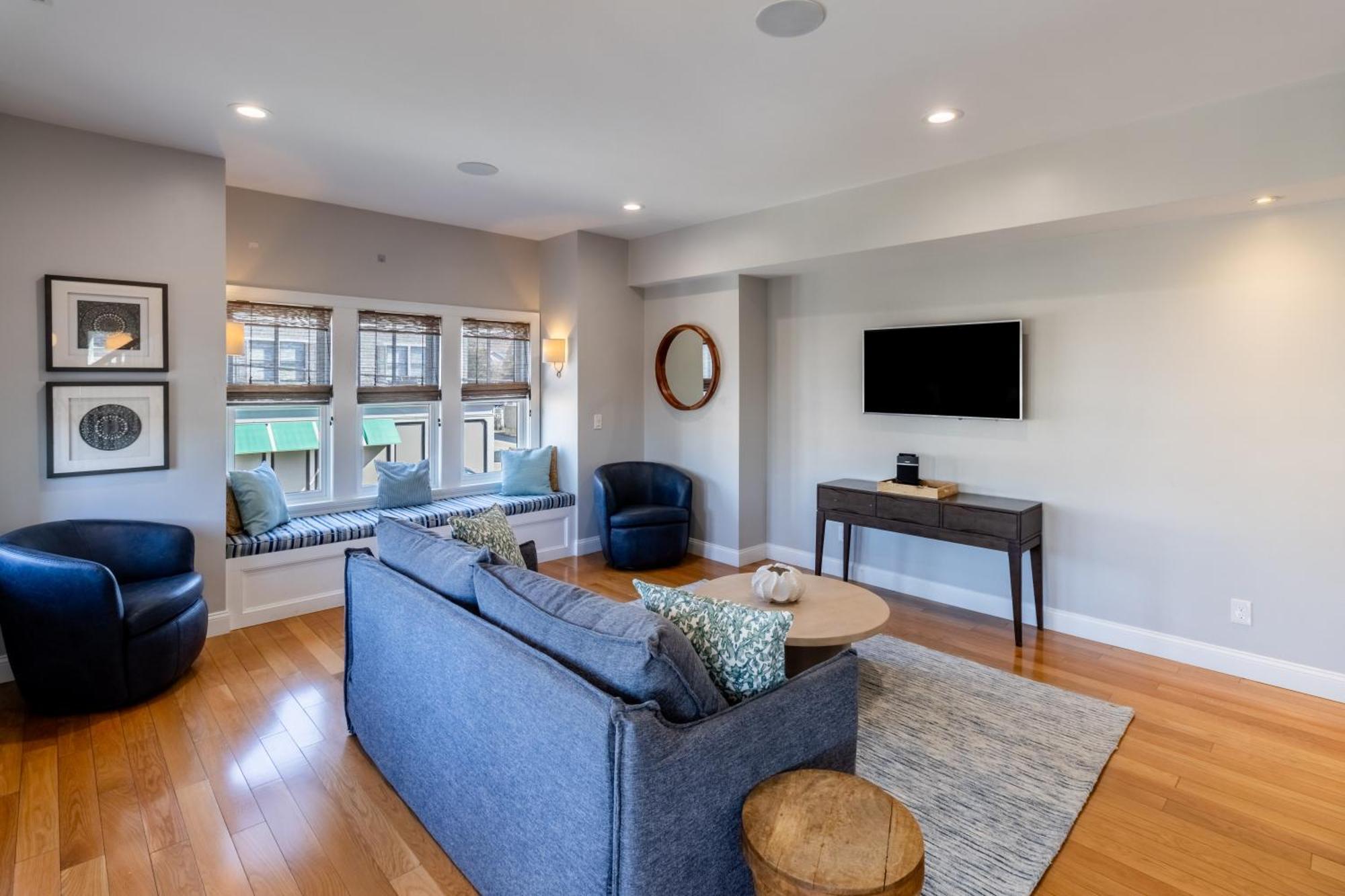 The Newport Lofts - 595 Thames Streetヴィラ エクステリア 写真